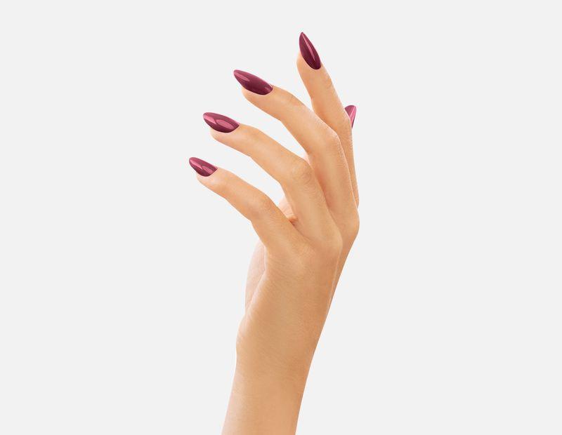 Queen's Cosmetics Marseille - Victoria vynn - PURE CREAMY N°52 FEMME FATALE VICTORIA VYNN