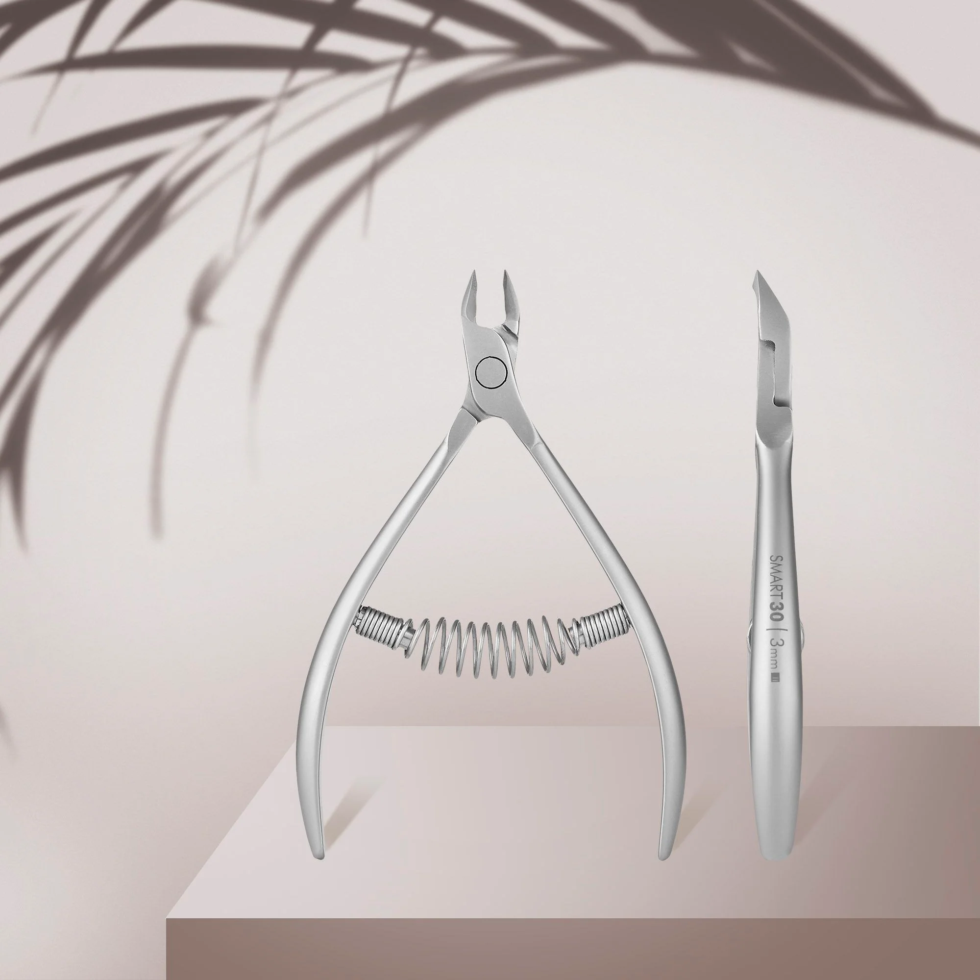 Queen's Cosmetics Marseille - Staleks pro - Pinces à cuticules professionnelles SMART 30 3MM STALEKS PRO